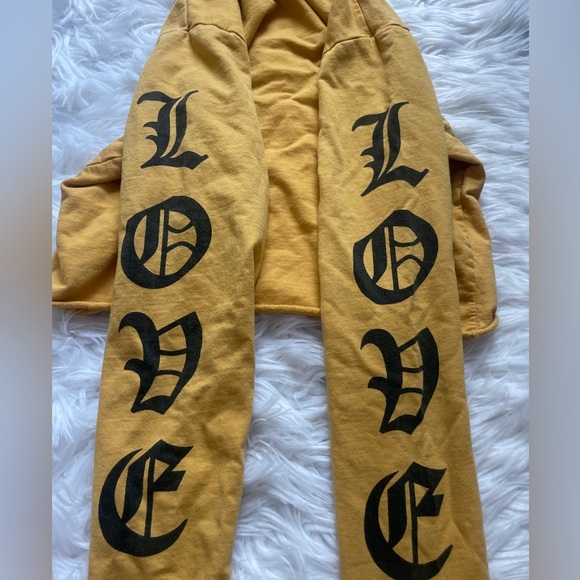 Yellow LOVE sweater - Picture 2 of 3